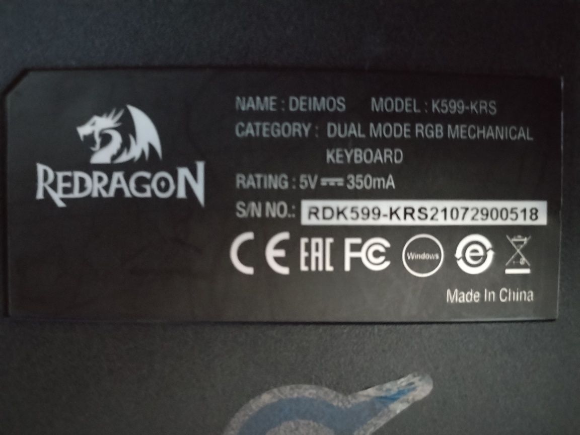 Tastatura gaming mecanica Redragon, RGB , switch red.