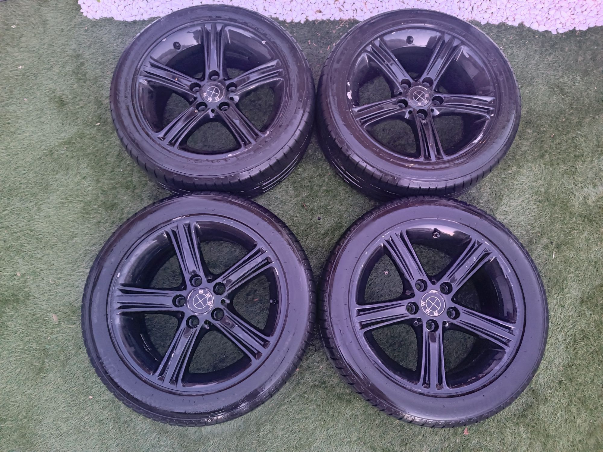 BMW F30 17" Оригинални джанти стил 393 + Runflat Bridgestone DOT 2022