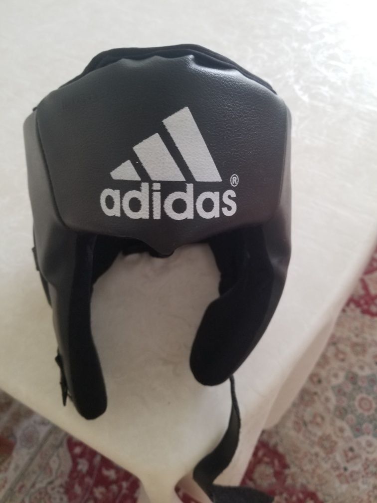 Шлем для бокса новый для подростков