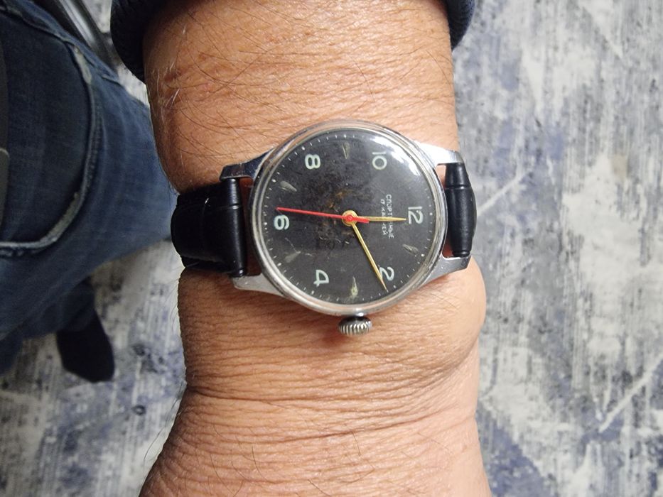 Часы Спортивные 17камней