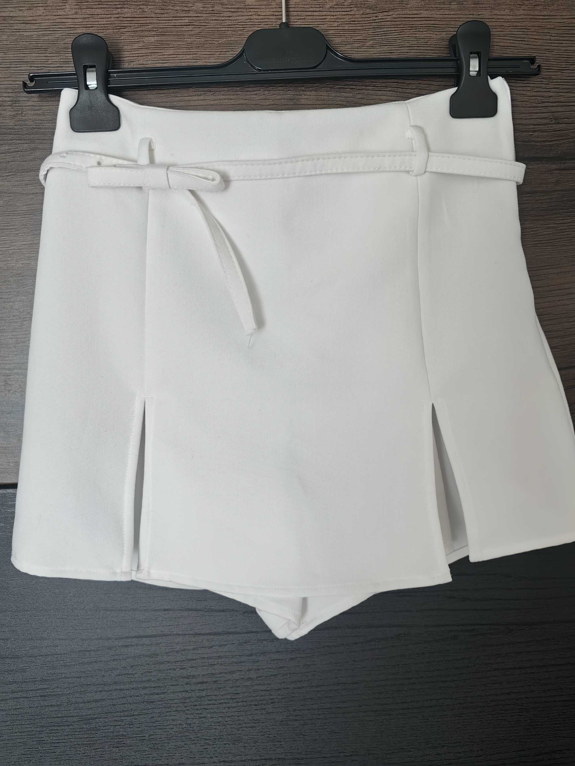 Пола-панталон Zara