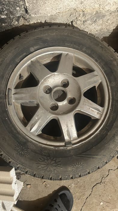 Продам диск вместе с шиной