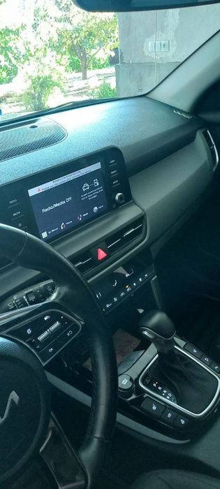 Kia Seltos prestige sotiladi