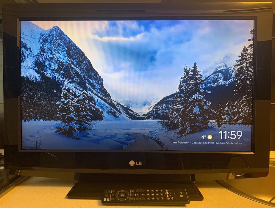 Televizor LCD LG 32” - Diagona 81 CM + Telecomanda