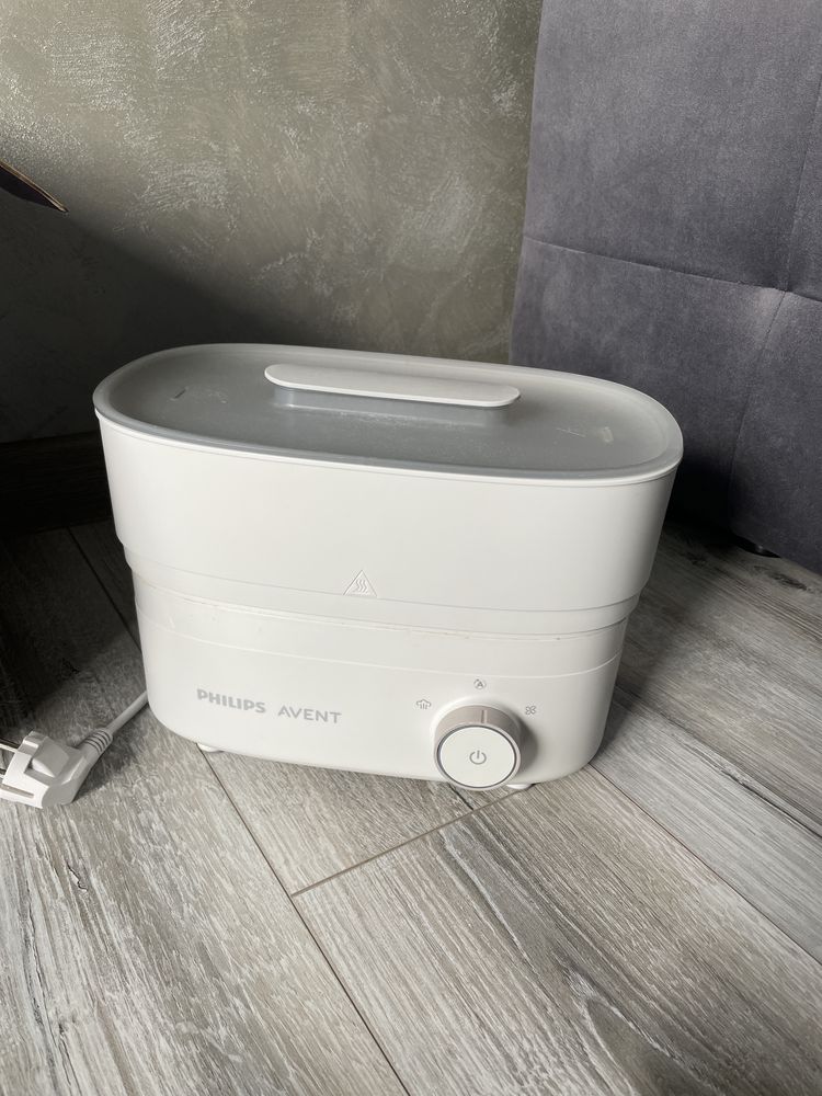 Стерилизатор в функция сушене Philips Avent
