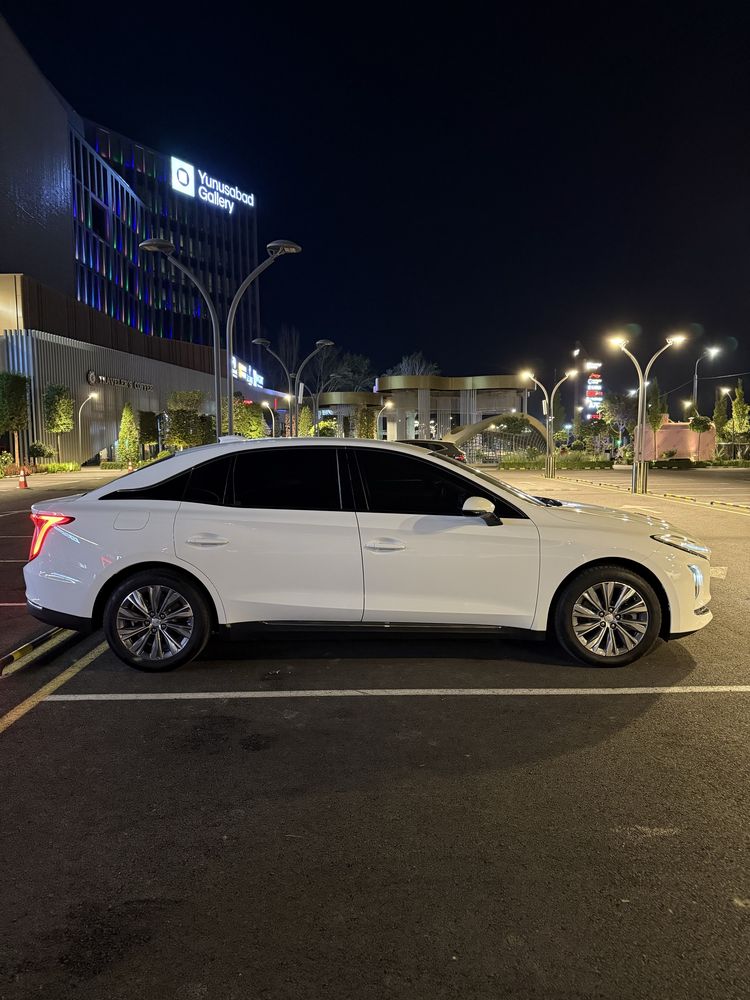 Hongqi Eqm5 500km Full Pazitsasi Srochno Sotiladi!