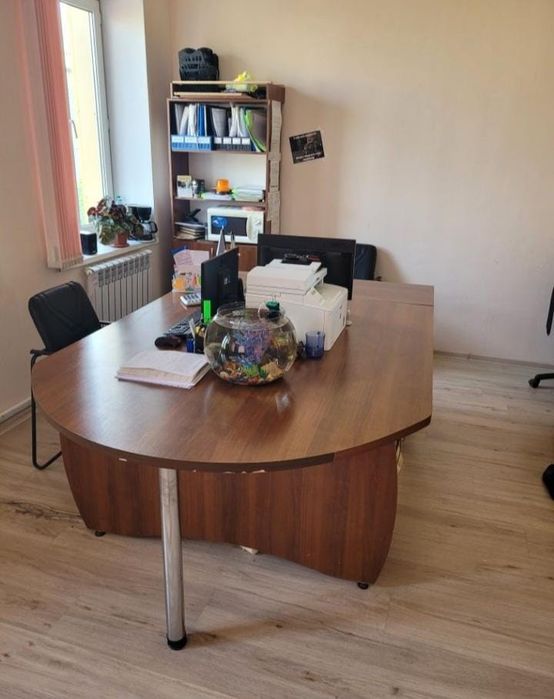 Офисная мебель продам