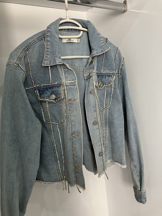 Дамски връхни дрехи