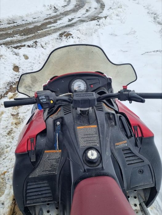 Vand snowmobil polaris 550cc 2timpi