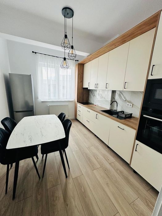 Apartament 2 camere de închiriat, zona Ciresica