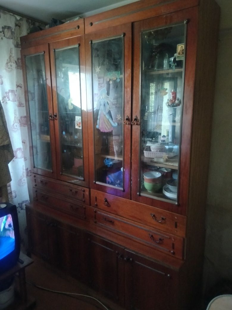 Стенка сервант .