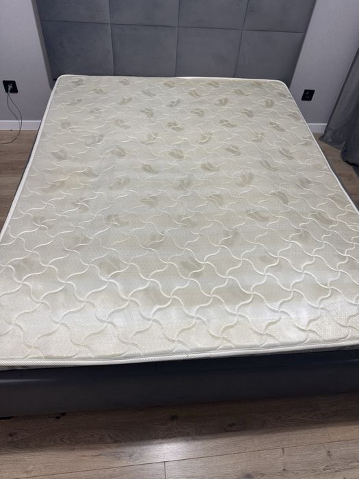 Матрас бу 160*200