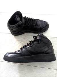 Nike Air Force 1 Mid 07 All Black