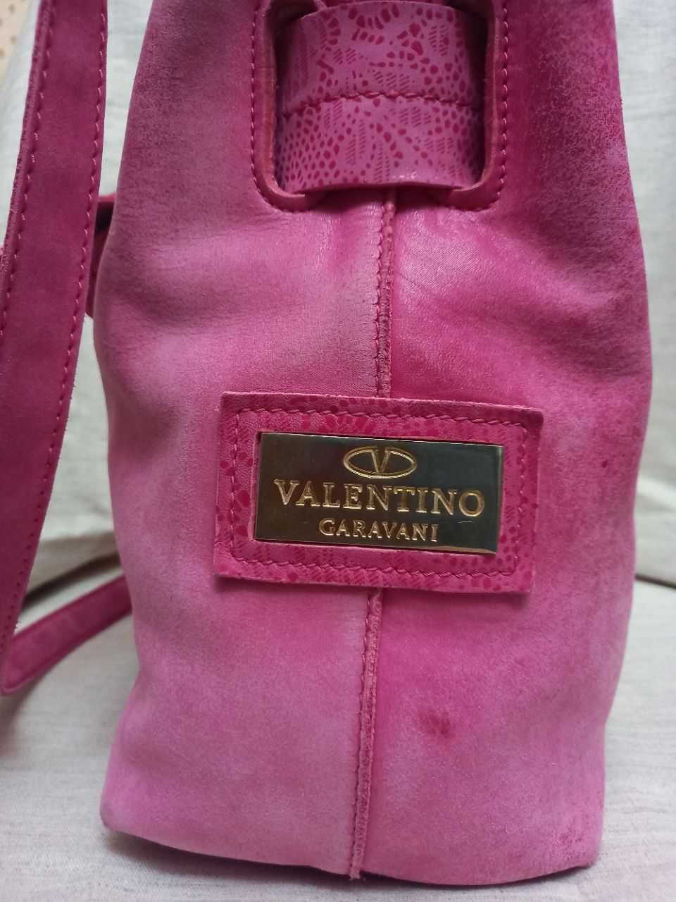 Valentino Garavani Итальянская сумка цвета фуксии