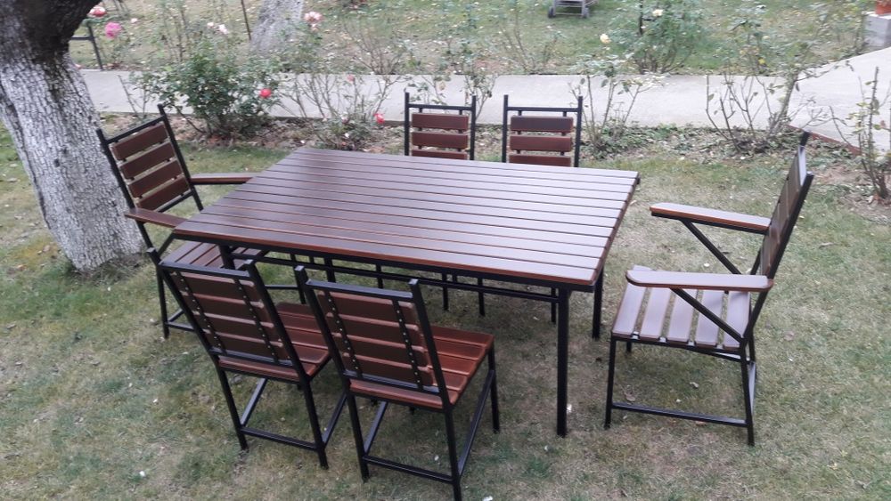 Set masa cu 4 scaune si 2 fotolii