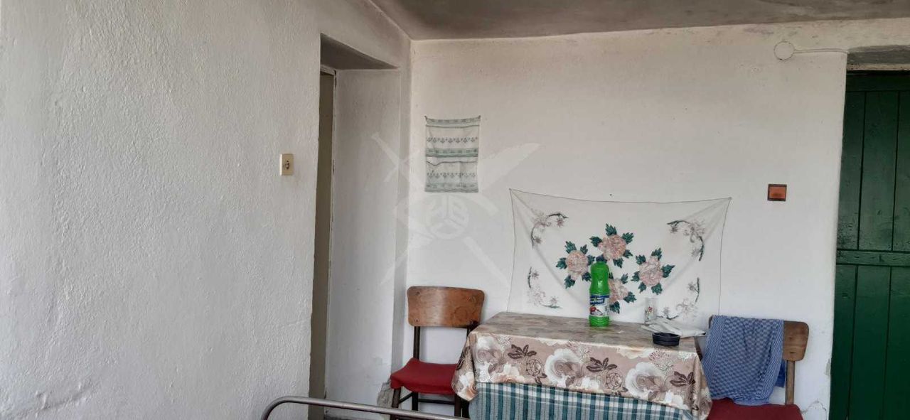 Продава се Къща в с. Старосел, Област Пловдив - 244 кв.м за 214 €/кв.м - Снимка #1