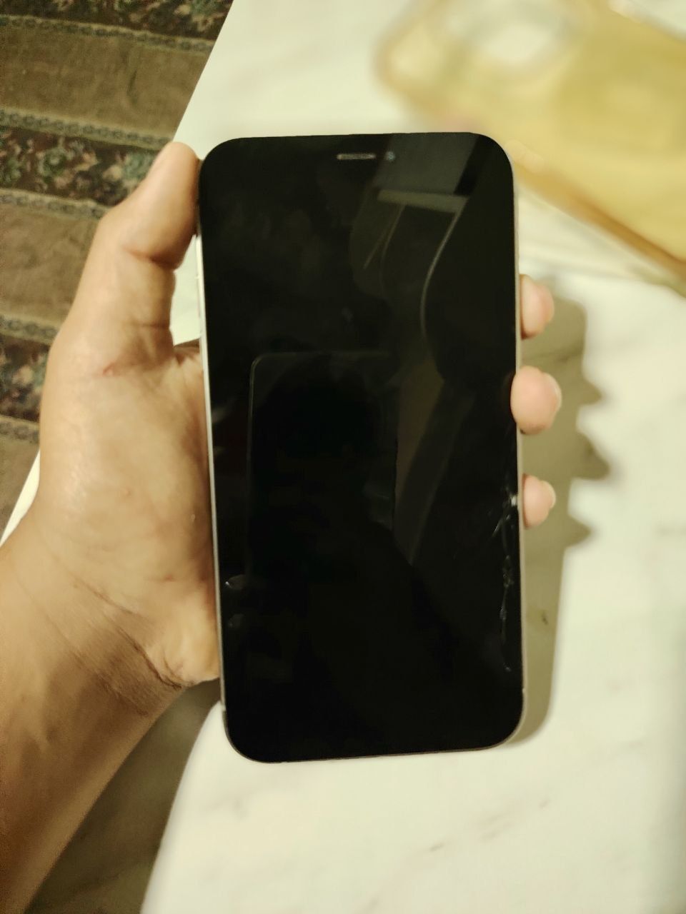 Telefon sotaman ычы хр корпысы 15 про регион LL

Holati: A'lo darajada