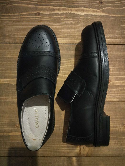 Нови мъжки обувки (естествена кожа)