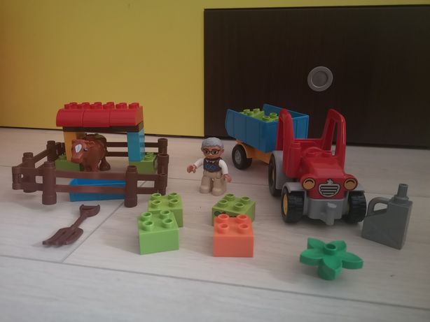 LEGO® DUPLO® Tractor de fermă 10524