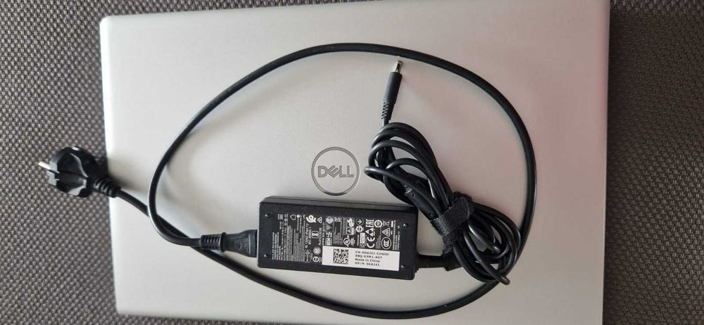 Laptop DELL Inspiron 15 3000