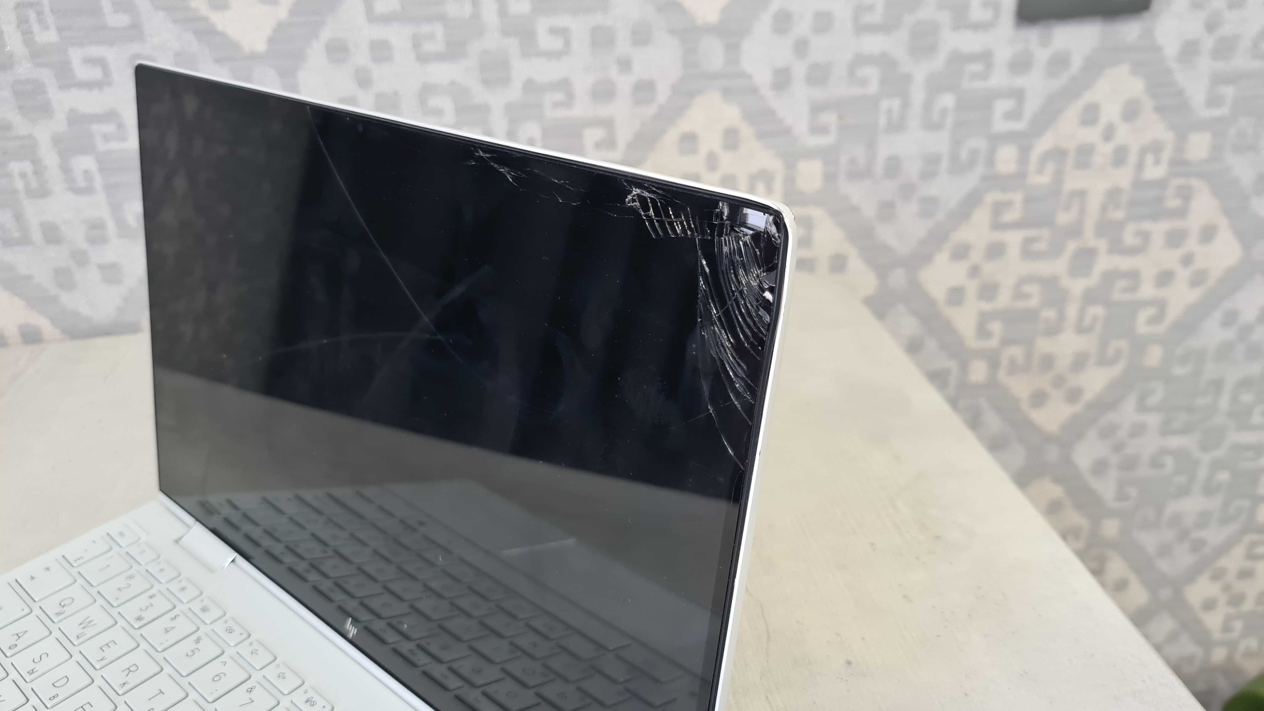 Ноутбук HP Envy x360 Convertible на запчасти