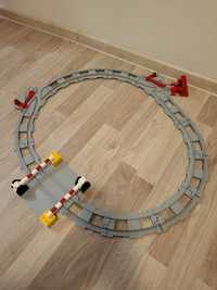 LEGO DUPLO - Sine de cale ferata si tren cu numere