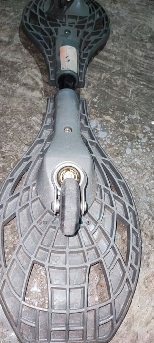 Waveboard folosit in stare buna