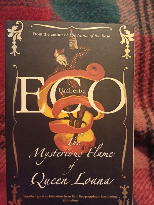 колекция книги (на английски)