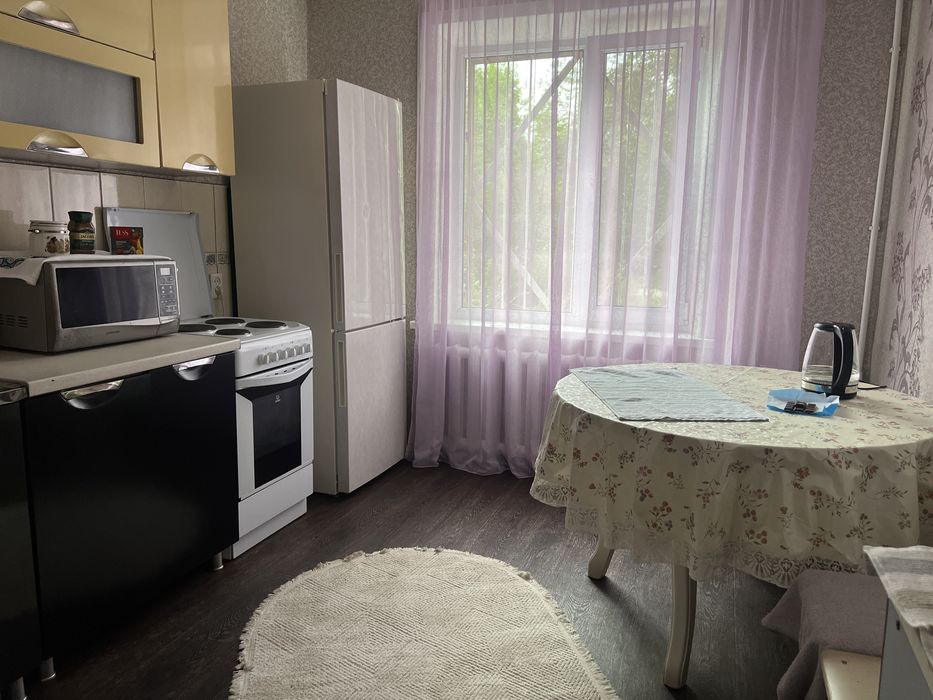 Сдаем 2-х комн.квартиру в центре р. Казахстана.