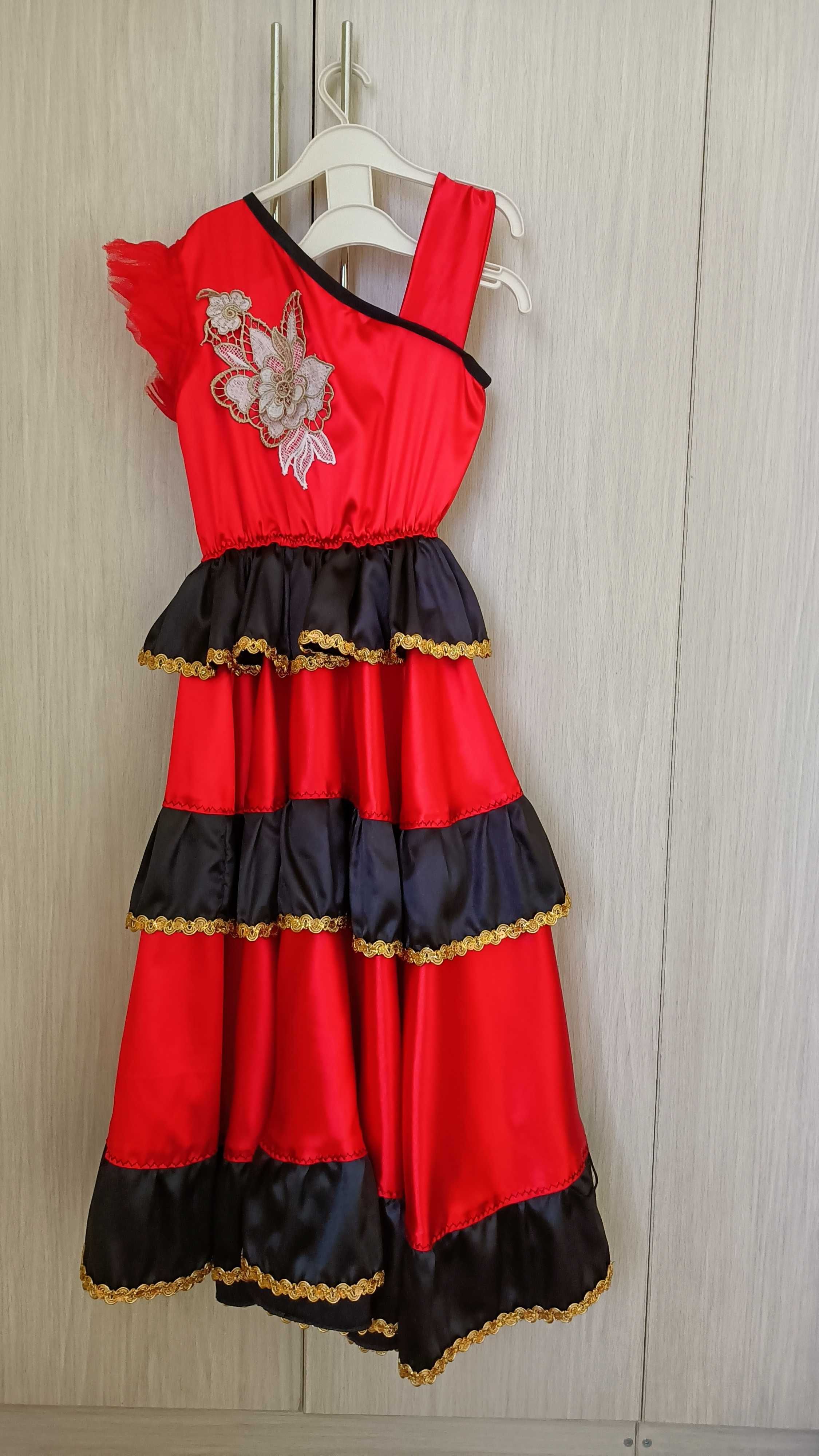 Платье для испанского танца