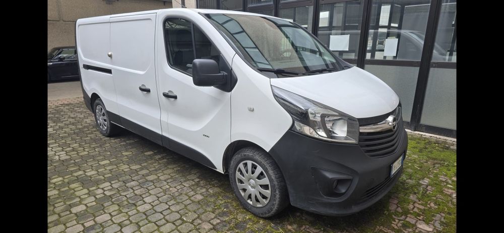 Opel vivaro  opel vivaro