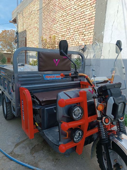 Elektro Mototsikl sotiladi