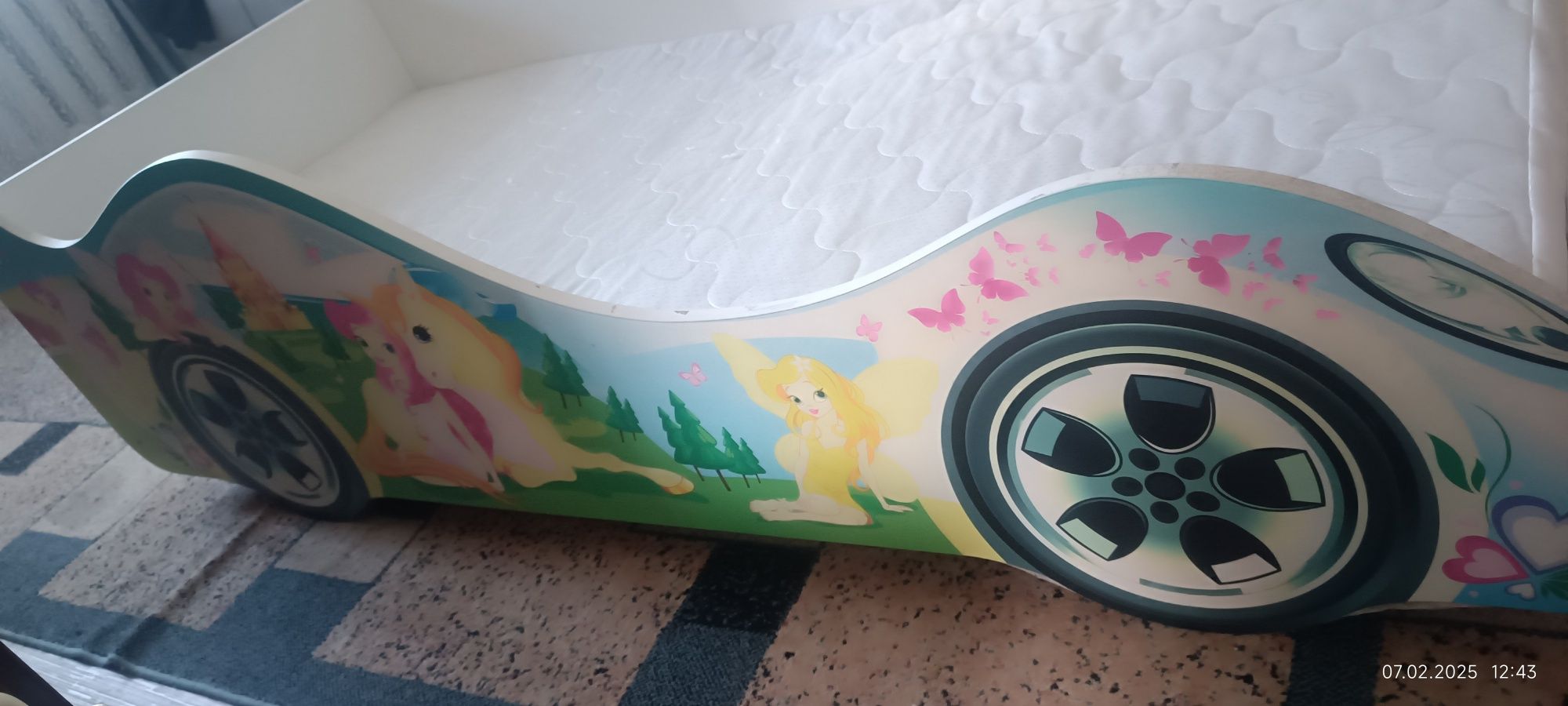 Продам детскую кроватку
