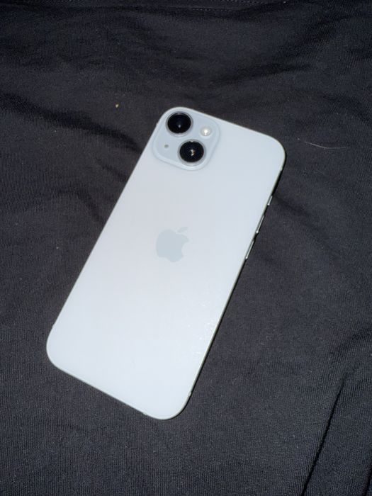 Продам iPhone 15, 84% аккум