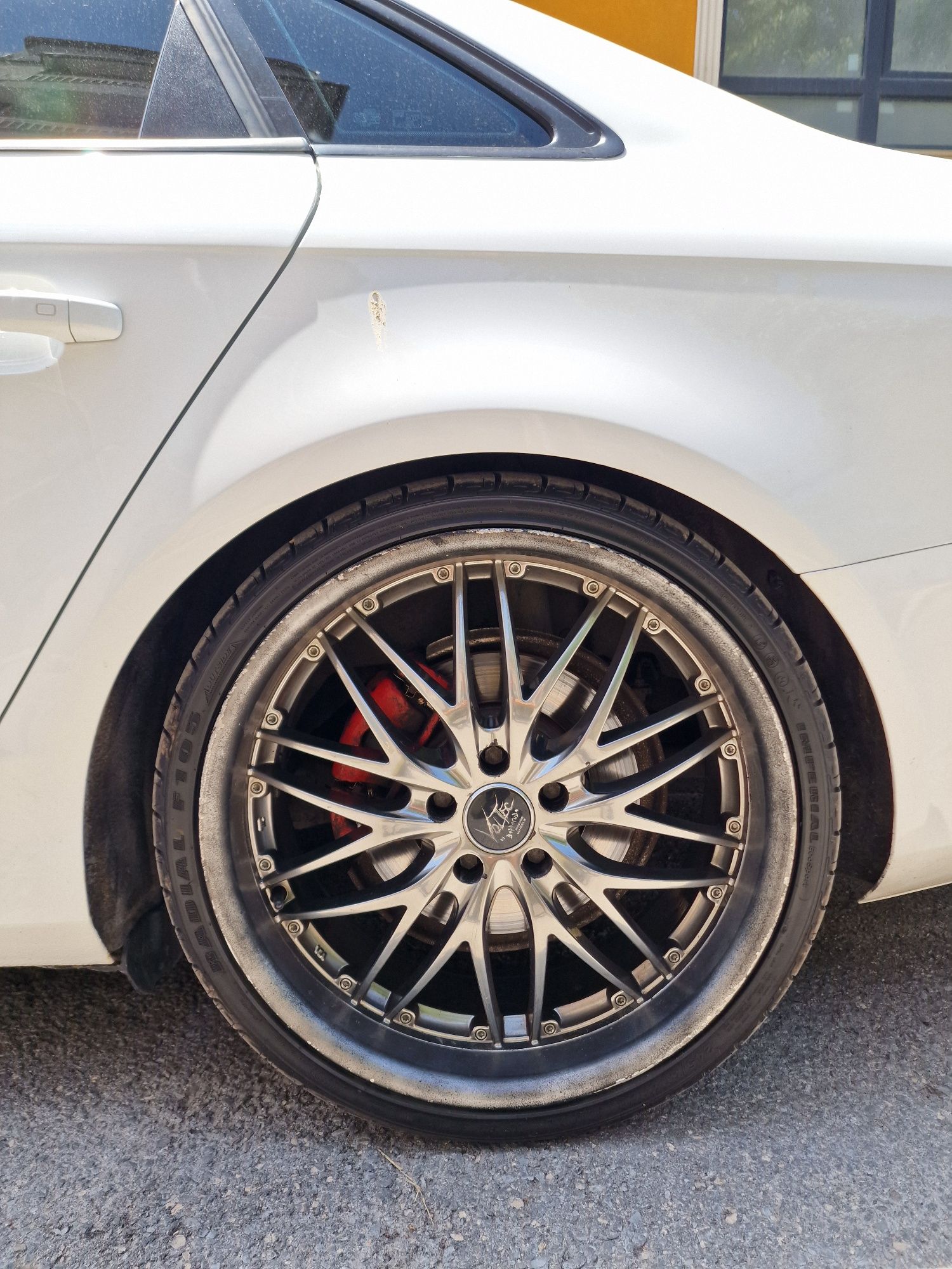 Продавам 4 броя джанти с гуми Alutec R20  5x112