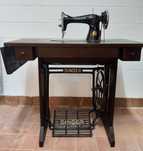Masina de cusut Vintage Singer, originala