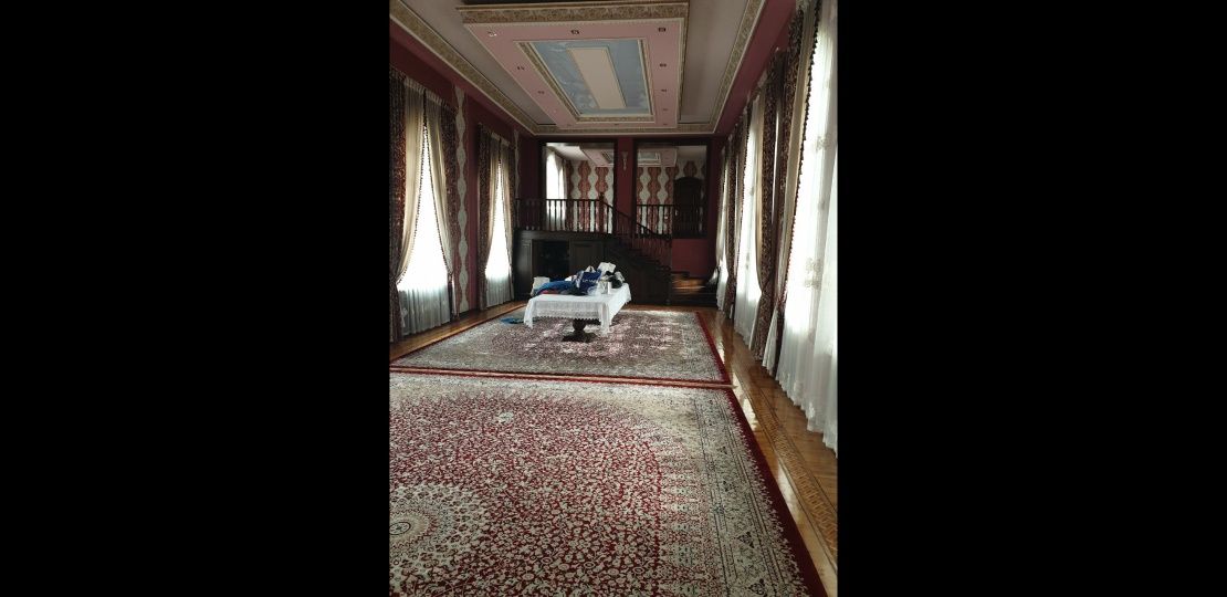 Болшой дом райцетор эшонгузар рядом санатории Семруг.