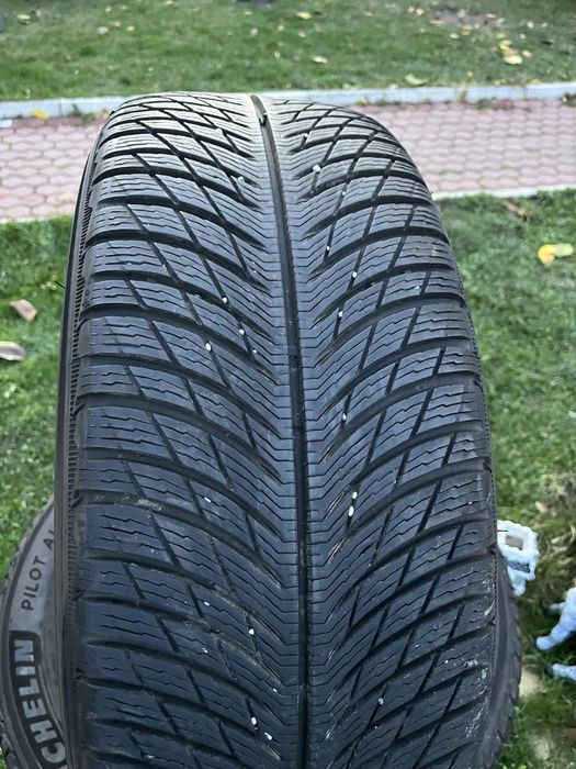 235/55/19 ЗИМНИ ГУМИ Michelin Pilot Alpin 5 SUV КАТО НОВИ