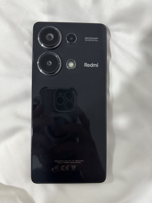 Телефон Redmi Note 13 Pro