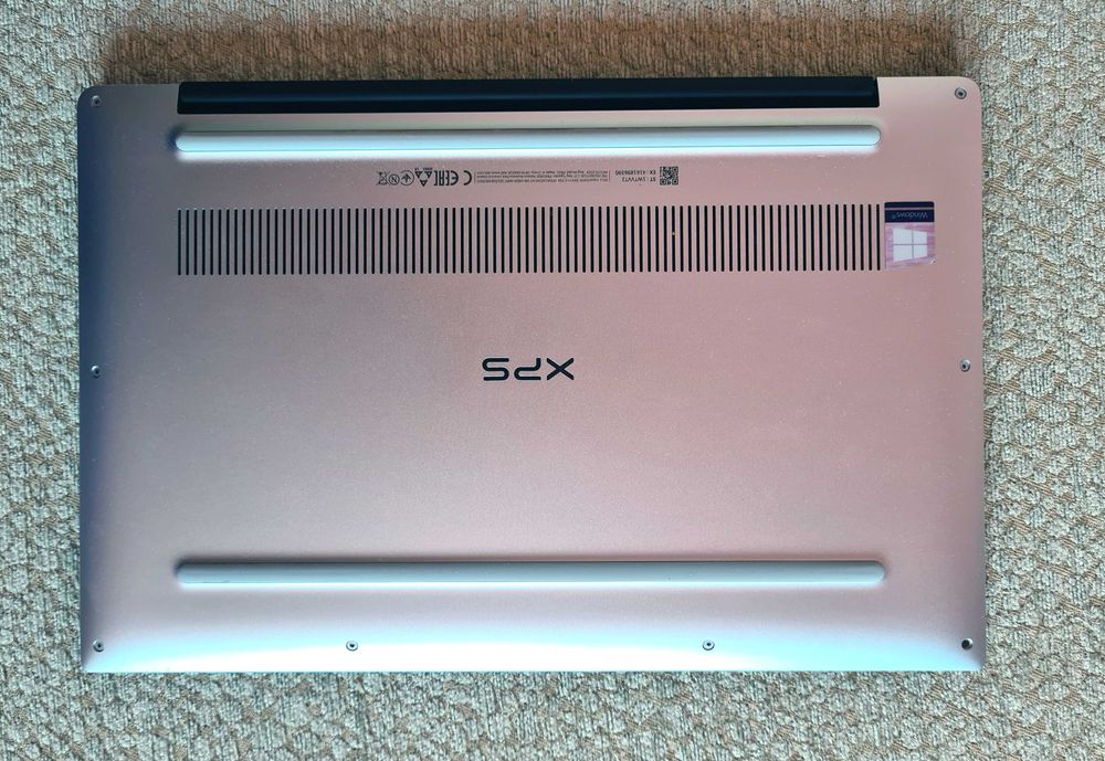 Laptop Dell XPS 9380, 13.3" 4K Touch, i7-8565U, 16 GB Ram, 512 GB SSD