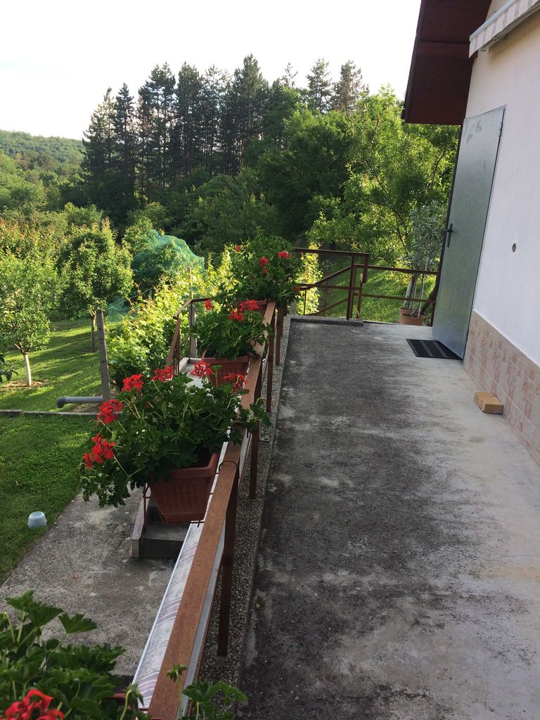 Продава се Къща в Плевен, м-т Стражата - 40 кв.м за 1750 €/кв.м - Снимка #14