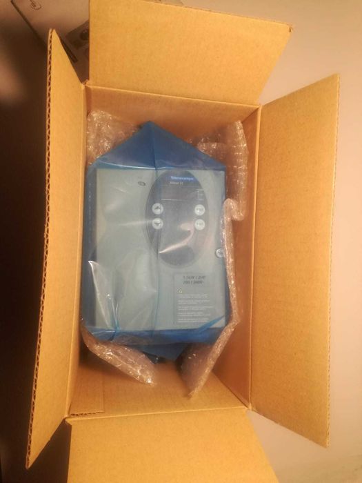 Telemecanique ATV 31HU15M2