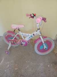 Bicicleta Disney Princess 400 lei si trotineta 150 lei, fete 5-7 ani