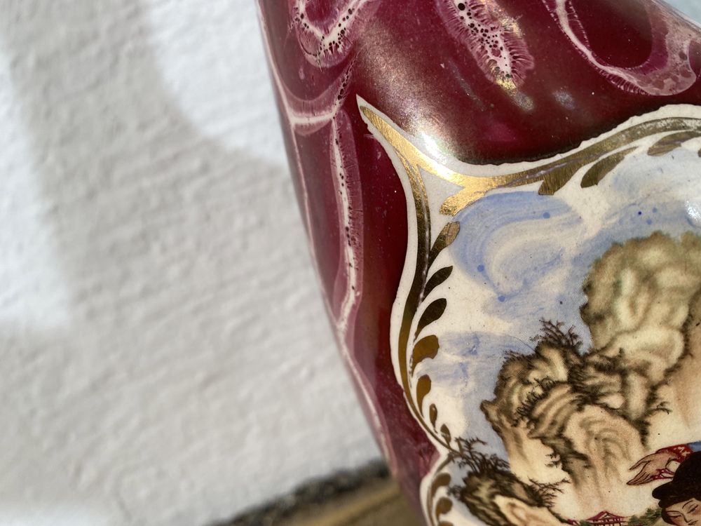 Белгийска барокова ваза от порцелан