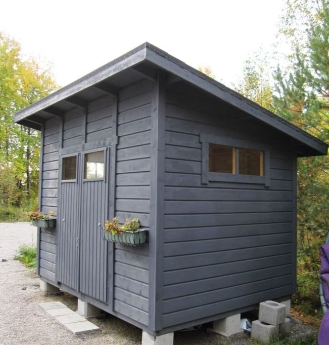 Vând magazie de depozitare