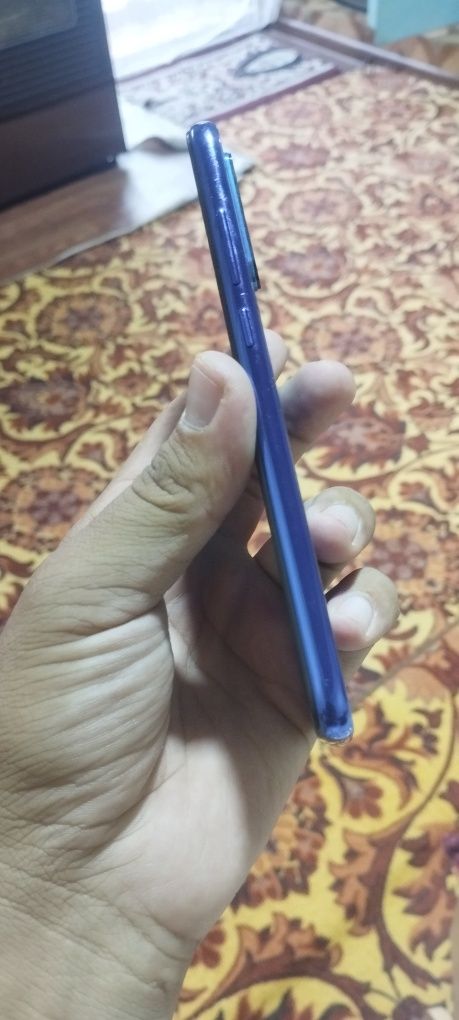 Redmi note 8 tiniq holatda karobka dokument