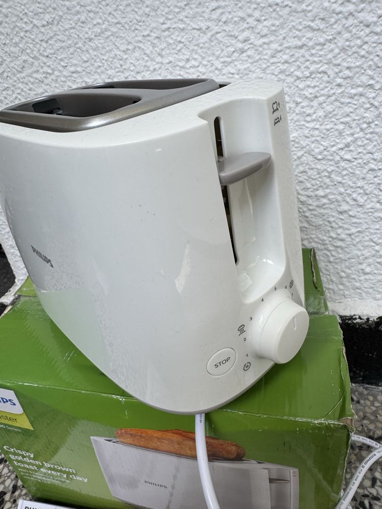 Тостер за Хляб - Philips HD2581/00 Daily Collection, 830W!