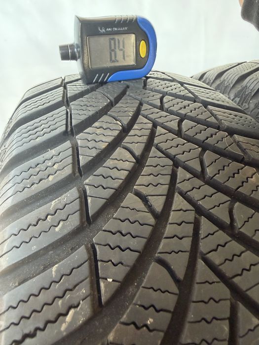 195/65/15 Semperit 2бр дот22