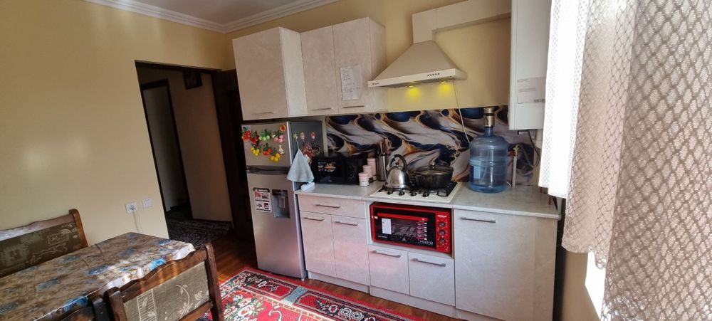 Vatniyda 2 xonali uy sotiladi