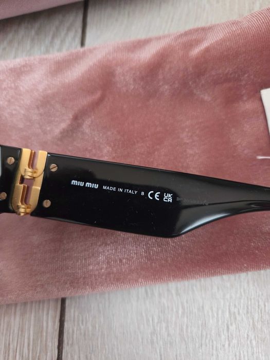 Слънчеви очила Miu Miu